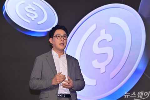오경석 업비트 대표 "UIS 디지털자산 시장 제도화 따른 금융시장 산업 논의"