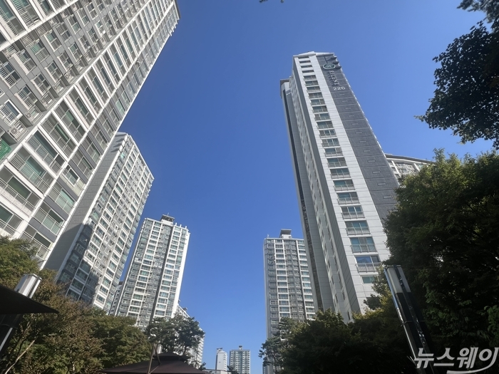 서울 송파구 잠실동에 위치한 잠실리센츠아파트. 사진=서현진 기자