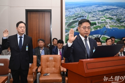 국감 선 테슬라·BYD...FSD 검증 공백·고객정보 中 이전 지적