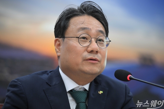 이성훈 LH 사장 "직원 사기 떨어지면 공급 못 해...인력 충원·재정지원 요청"