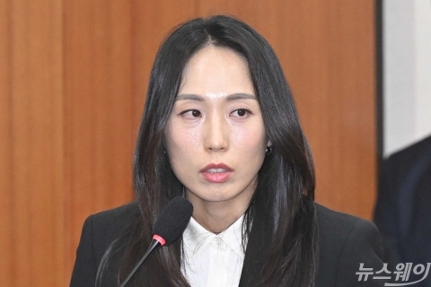 '조사 불응·쿠폰 전가'···쿠팡, 국감서 뭇매