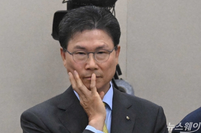 질의받는 강태영 NH농협은행장. 사진=강민석 기자