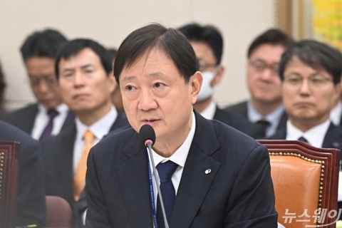 금감원, 금융사 민원 대응 손본다···담당 인력·경영진 책임 강화