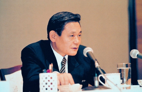 "마누라와 자식 빼고 다 바꿔"···이건희 신경영, 삼성의 DNA를 바꾸다