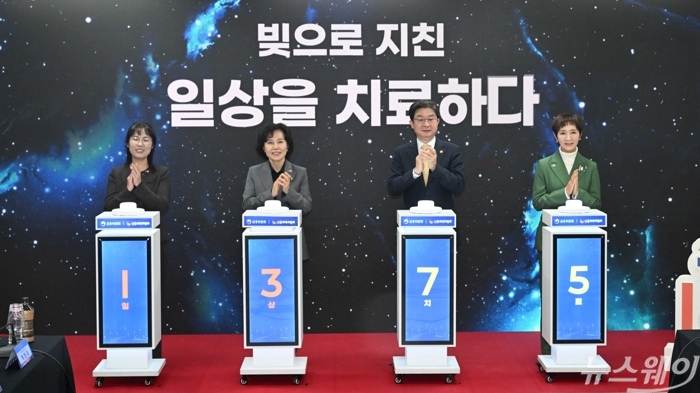 빚으로 지친 일상에 희망을···채무상담전화 '1375' 개통