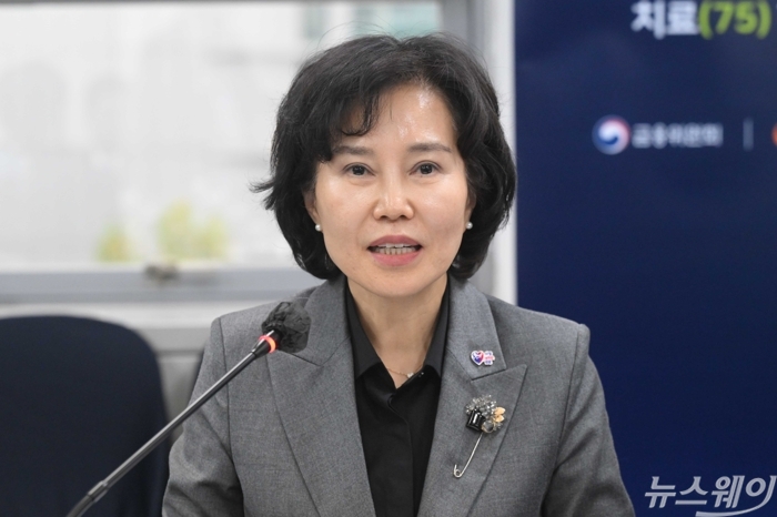 김은경 신복위원장 "1375 통해 사람 살리는 금융 실천할 것"